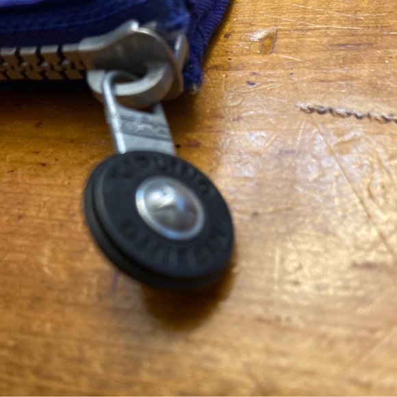 Royal blue nylon Kipling wallet. EUC. No monkey keychain. No wristlet strap. - Picture 4 of 6